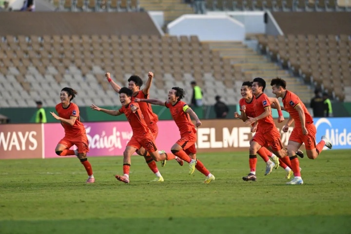 开云体育娱乐app安全-众志成城对战越南！调整心态摆好中场，U23国足有望继续创造奇迹